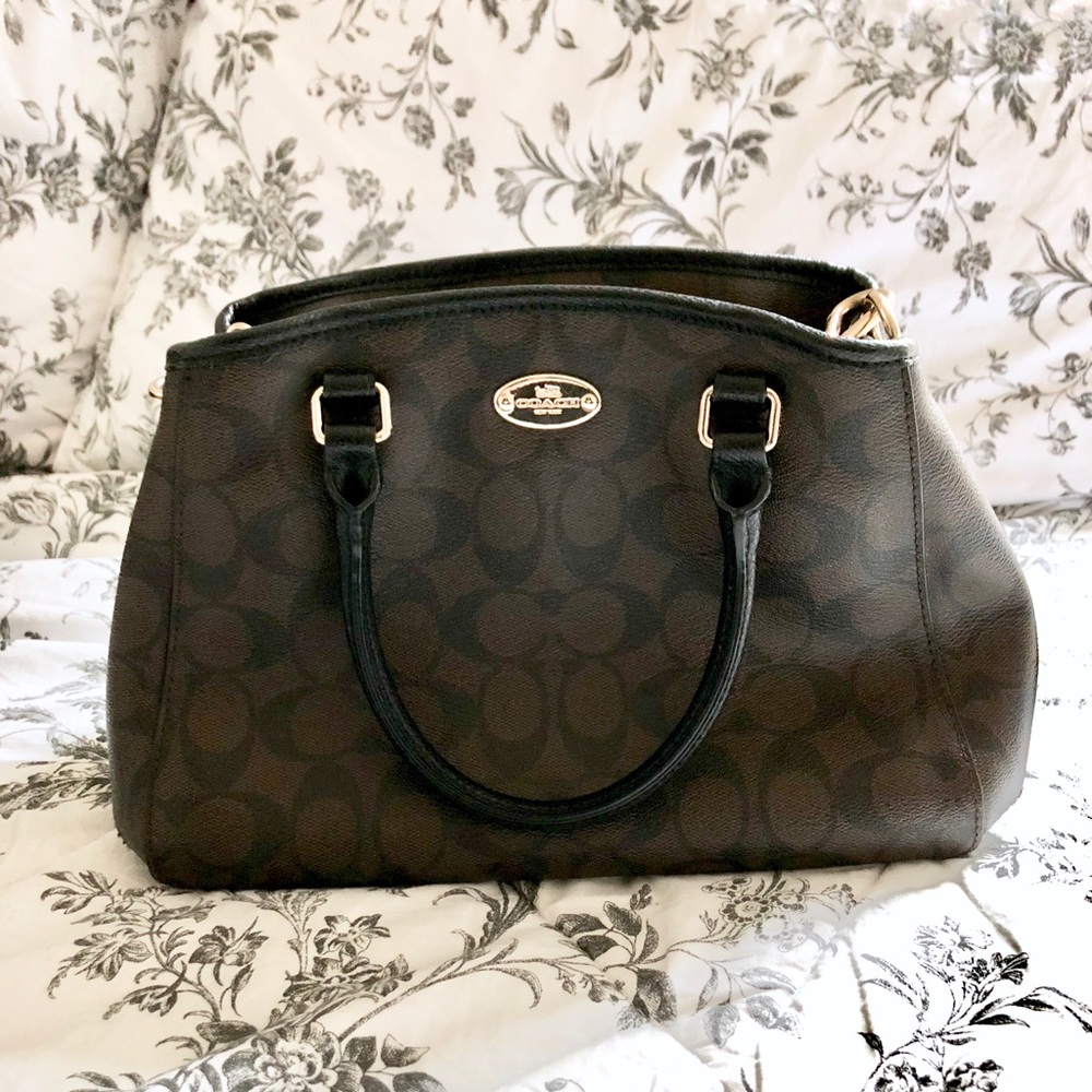 Authentic Coach bag— excellent condition!
